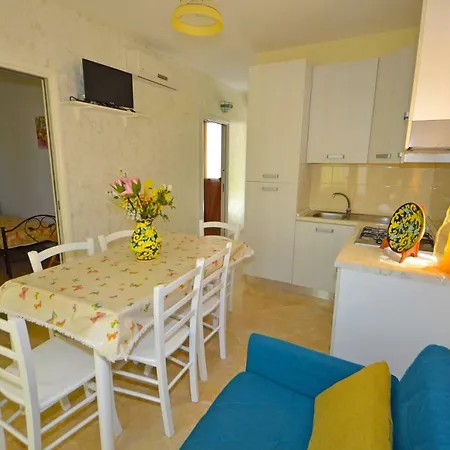 Ginestra 1 Holiday home Torre Vado